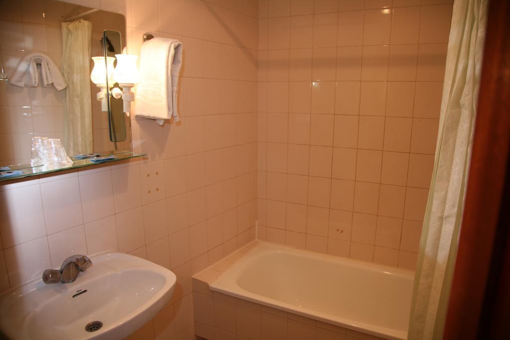 Hostal Santa Barbara Socuéllamos Eksteriør bilde